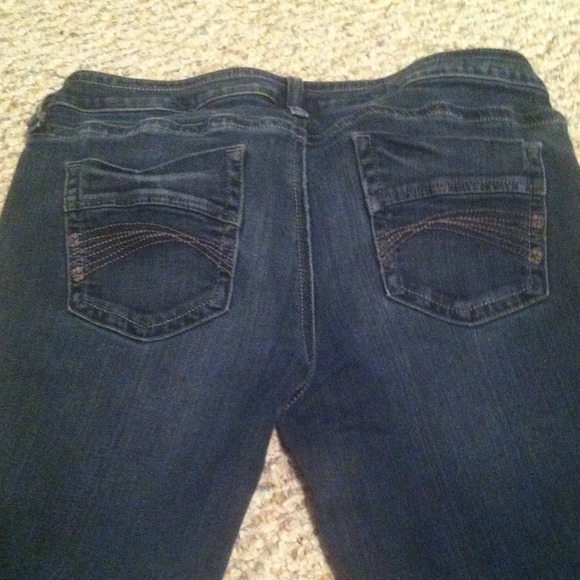 Old pair of blue jeans - Picture 4 of 4