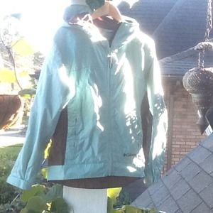 Columbia rain jacket