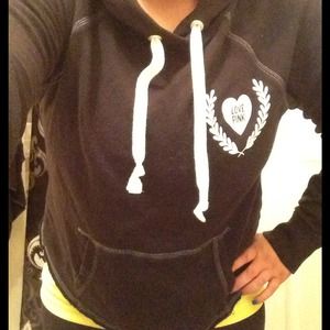 VS black hoodie