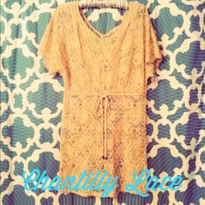 ❌Sold to a friend. Forever 21 Lace Dress