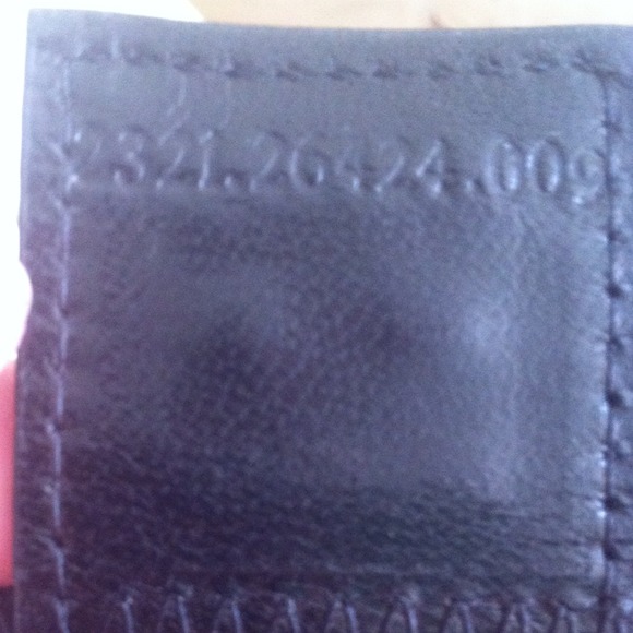 Host Pick FENDI - Picture 3 of 4