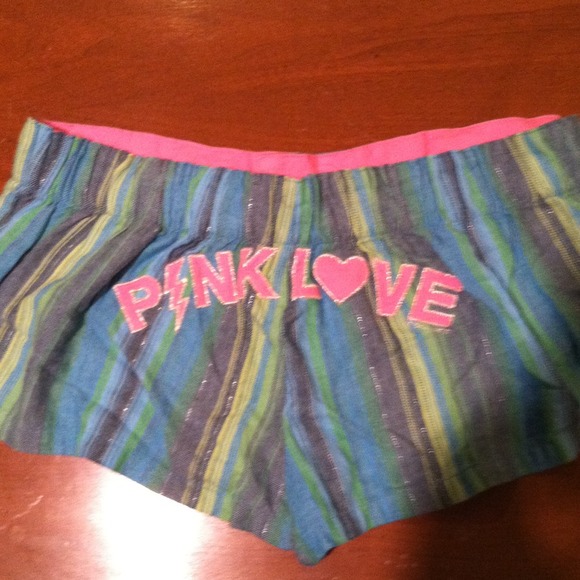 🚫SOLD🚫 Victoria's Secret Pink Shorts