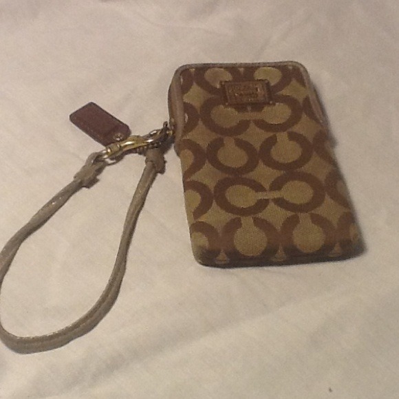 ✖️ SOLD ✖️Poppy Coach Wrislet - Picture 2 of 3