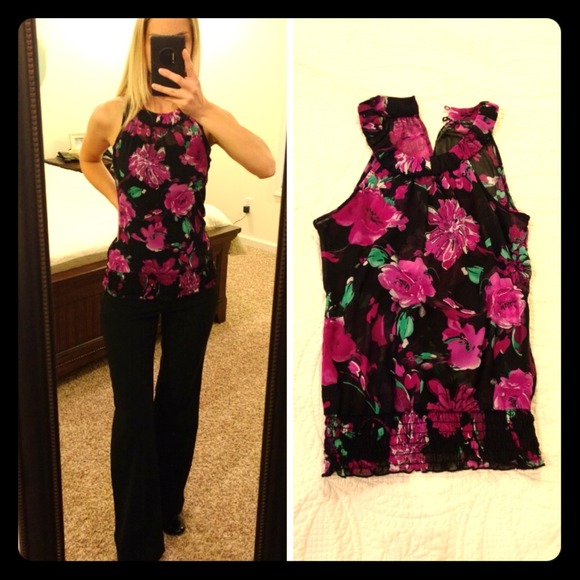 ❌SOLD❌Sheer floral halter neck tank