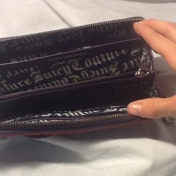 ✖ SOLD ✖ Juicy Couture Wallett - Picture 3 of 4