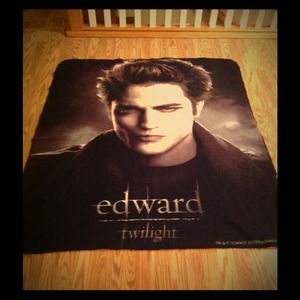 TWILIGHT FAN BUNDLE!💥HOLD FOR @pinkbran💥