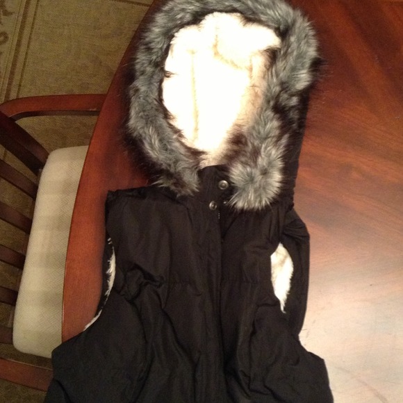 Super warm  soft black vest with faux fur hood