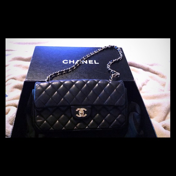 !SOLD! Authentic Chanel Black Flap