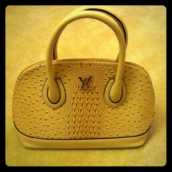 ✨LV Alma✨