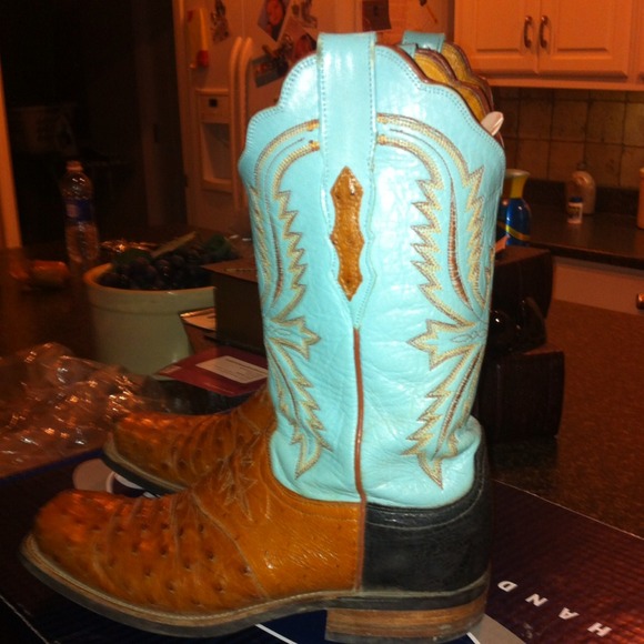 "Sold""""" - Picture 2 of 2