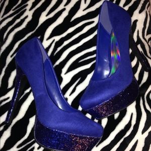 Purple/blue heels.