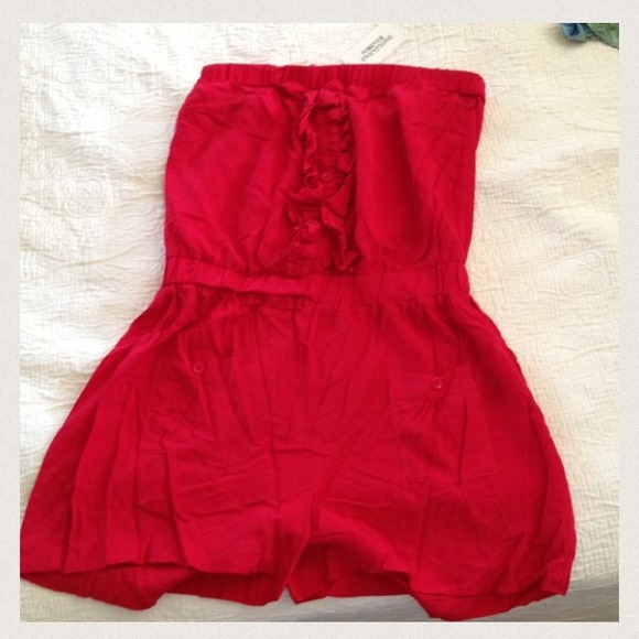 ❌❌TRADED❌❌Red romper