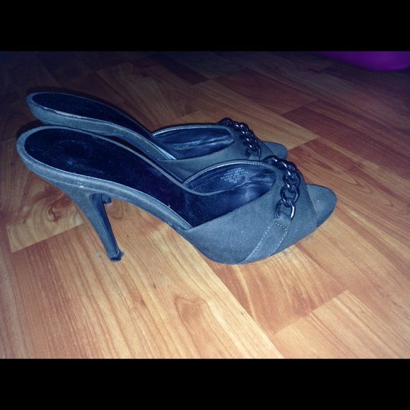 Nine West high heel - Picture 2 of 3