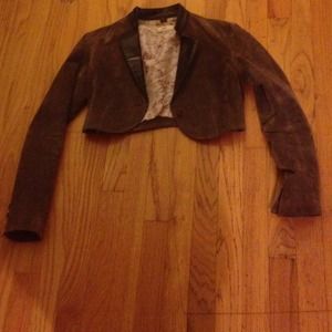 Cropped 100% leather jacket