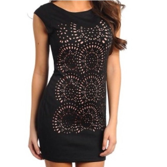 LITTLE BLACK DRESS WITH DUSTY PINK EYELET - Picture 2 of 3