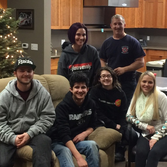 ❤️Meet your Seller & of course, Buyer!❤️ - Picture 2 of 4