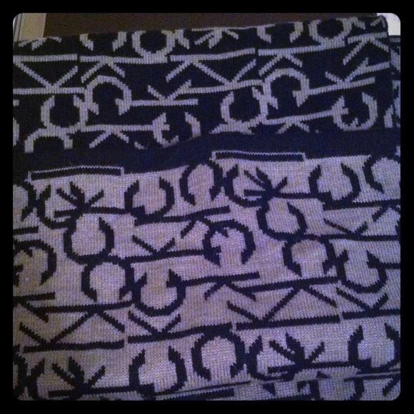 Authentic Calvin Klein scarf!!!! Make offer!!