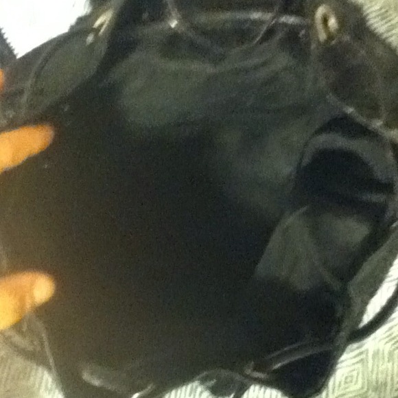 🎀PRICE REDUCED🎀Black sequin mini back pack! - Picture 4 of 4