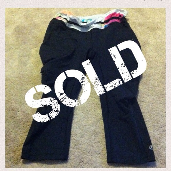 💰 SOLD 💰Lululemon Run Crops 10 drawstring