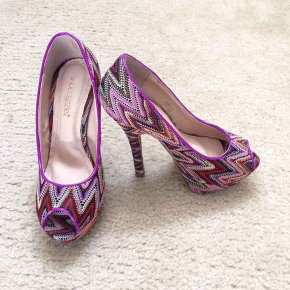 shoedazzle Shoes - Peep Toe Pumps