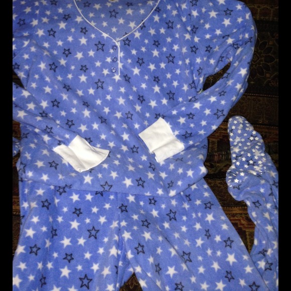 🎀Two Piece Footed Pajamas🎀