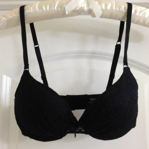 Lacey black bra 💋