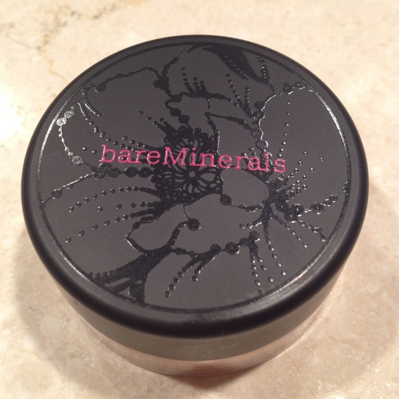 bareMinerals* tinted hydrating mineral veil
