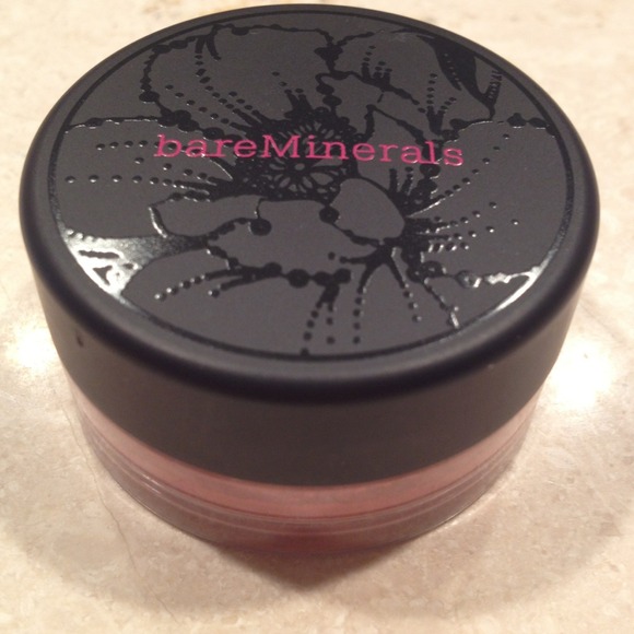 bareMineral* blush avant-garden