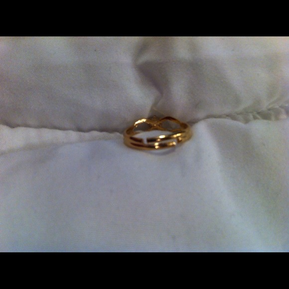 Gold tone solitaite rings SKU207 - Picture 3 of 3