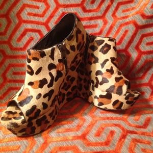 Steve Madden Wicked Leopard Wedge Sandals