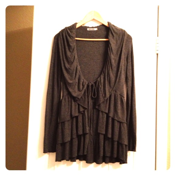 SALE🌟MY TRIBE TIERED RUFFLED CARDIGAN - DARK GREY