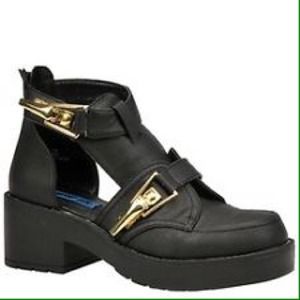 Penny sue "envy" cut out boots