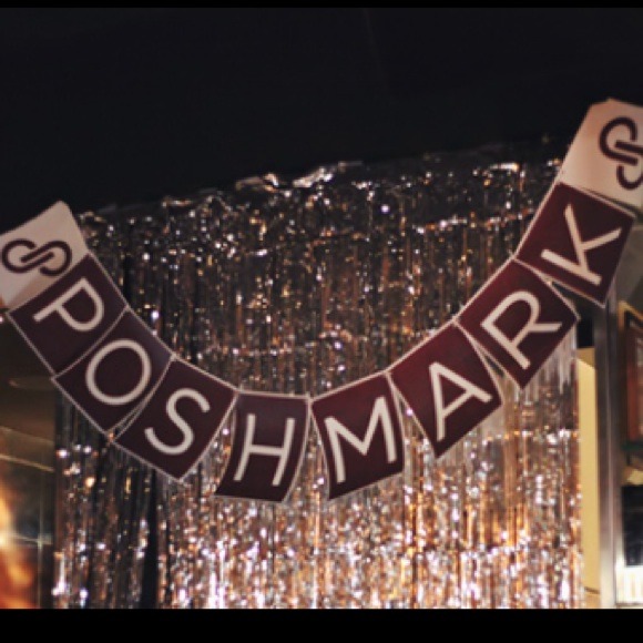 P O S H M A R K !!!