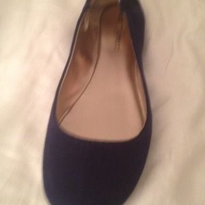 Navy flat