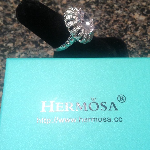 Pink topaz ring .925 sterling🌟HOLD🌟 - Picture 3 of 3