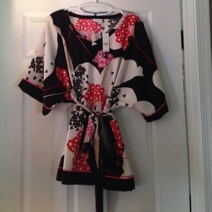 ❎ Sold ❎ NY&Co Kimono Sleeve Top