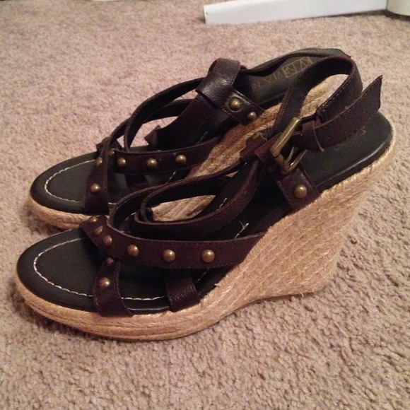 Brown Wedges
