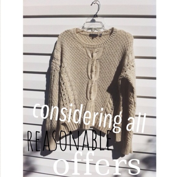 Vince Sweaters - 🚫SOLD VINCE sweater.