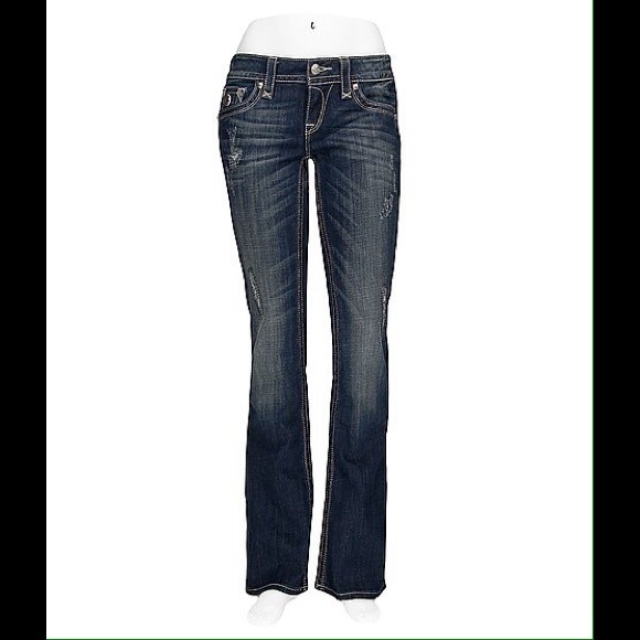 TRADED Rock Revival Jeans - Picture 4 of 4