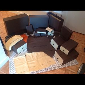 Louis Vuitton Storage boxes and shopping bags