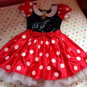 🚫hold🚫Girls size 4 Minnie Mouse costume