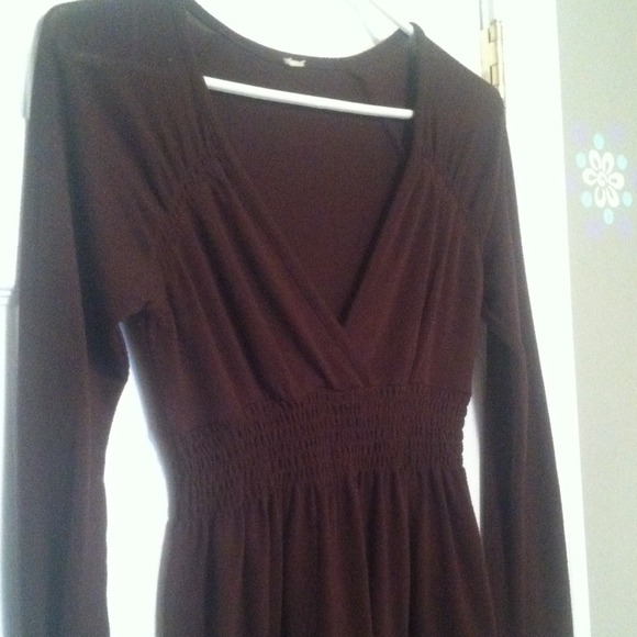 Long sleeved brown shirt - Picture 1 of 3