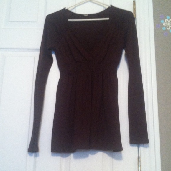 Long sleeved brown shirt - Picture 2 of 3