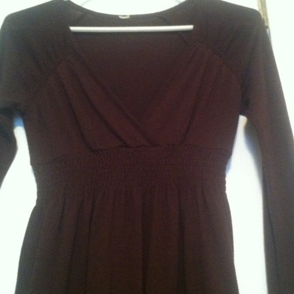 Long sleeved brown shirt - Picture 3 of 3