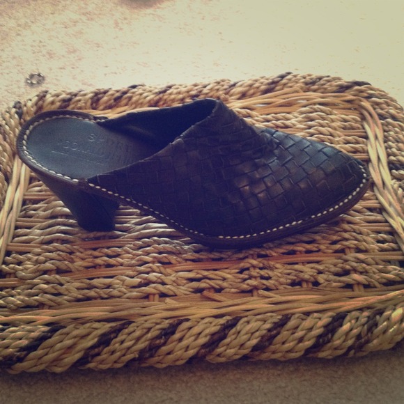 Donald Pliner Shoes