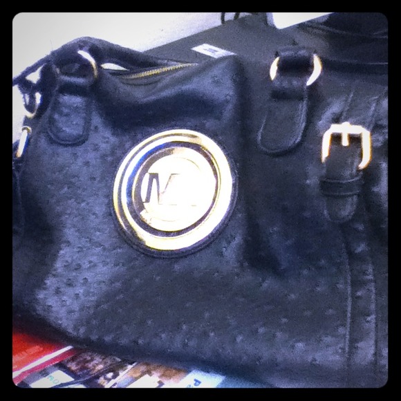 Authenthic Michael kors purse