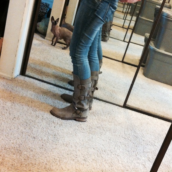 Steve Madden Leather Boots