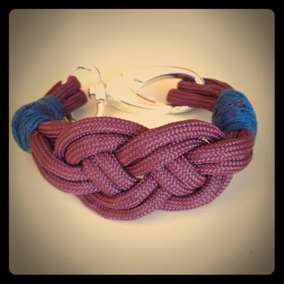 Maine knotted bracelet