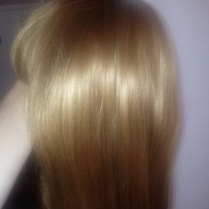 Very beautiful blonde/brown wig with front bangs