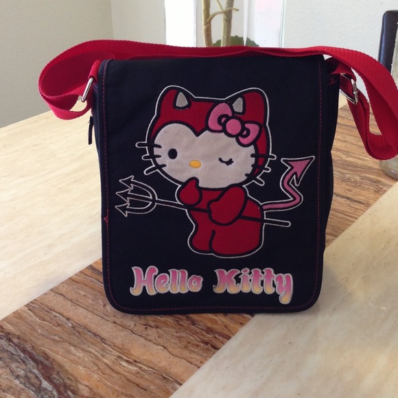 Large Hello Kitty Crossbody